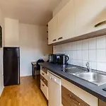 Monteurwohnung In Neuschoenefeld *
