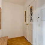 Monteurwohnung In Neuschoenefeld شقة لبسيا