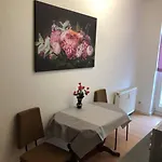 Monteurwohnung In Neuschoenefeld * لبسيا