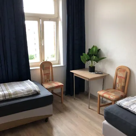 Monteurwohnung In Neuschoenefeld Appartement *