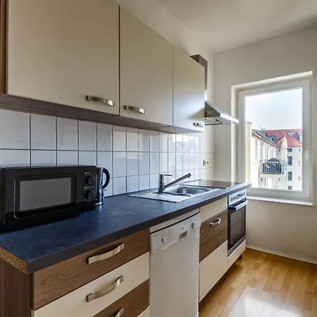 Monteurwohnung In Neuschoenefeld * ライプツィヒ