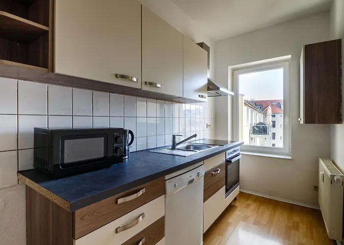 Monteurwohnung In Neuschoenefeld * ライプツィヒ