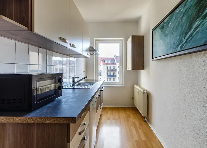 Monteurwohnung In Neuschoenefeld *